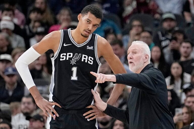 Gregg Popovich leaves his post as coach of San Antonio Spurs, the team of Victor Wembanyama
