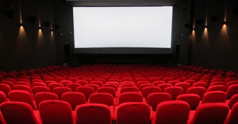Despite the Cinema Day, attendance is in free fall in French rooms
